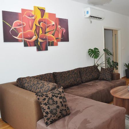 Apartment Kristijan มาคาร์สกา ภายนอก รูปภาพ