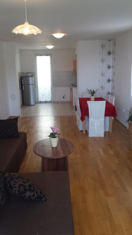Apartment Kristijan มาคาร์สกา ห้อง รูปภาพ