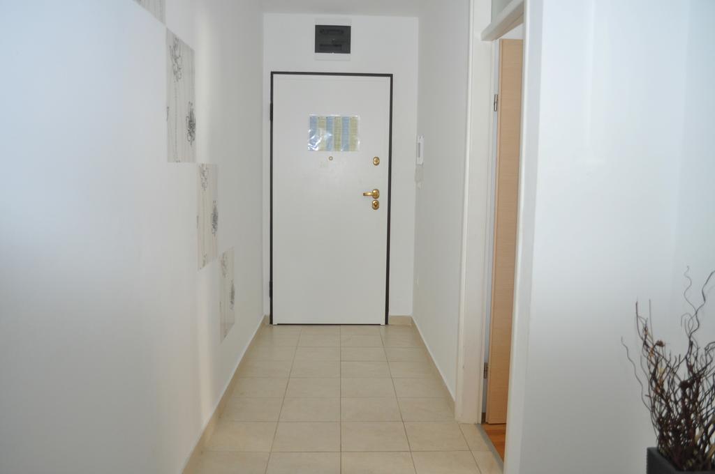 Apartment Kristijan มาคาร์สกา ภายนอก รูปภาพ