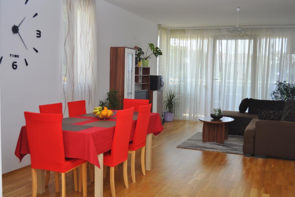 Apartment Kristijan มาคาร์สกา ภายนอก รูปภาพ